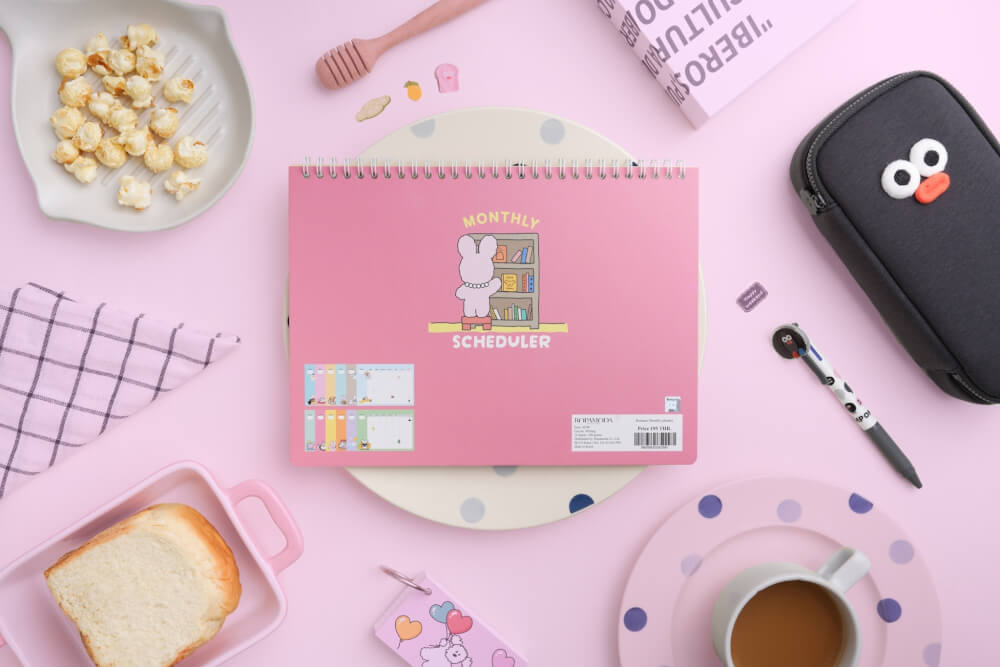 สมุดแพลนเนอร์ Ropamoda X Romane Monthly Planner สีชมพู